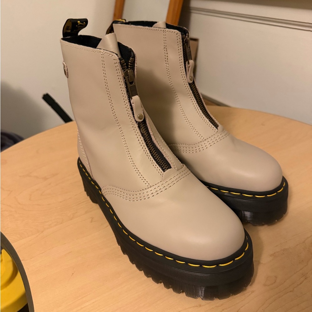 Dr. Martens Jetta Boots!
